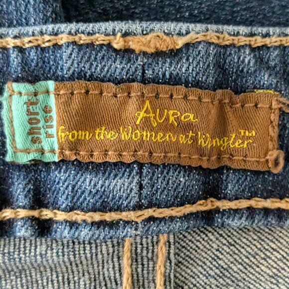 Wrangler AURA Short-Rise, Blue Denim Straight Leg Jeans; Size 10P - Picture 3 of 4